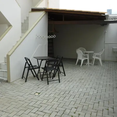 Apartamentos Bombinhas - 140 Metros Da Praia Exterior photo